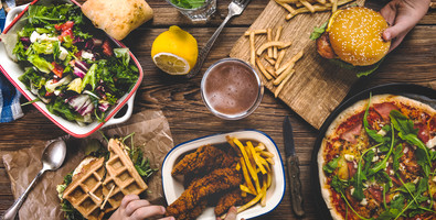 Table with fast foods 